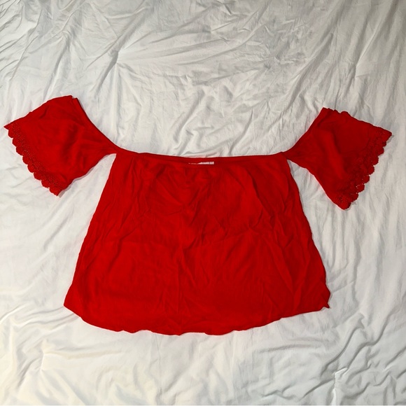 LUQ | Off The Shoudler Lace Trim Open Back Bralette Lined Blouse - Picture 5 of 12